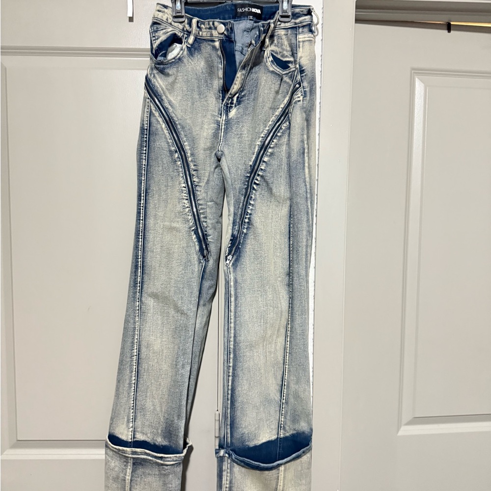Fashion Nova Women's High Rise Blue Jeans